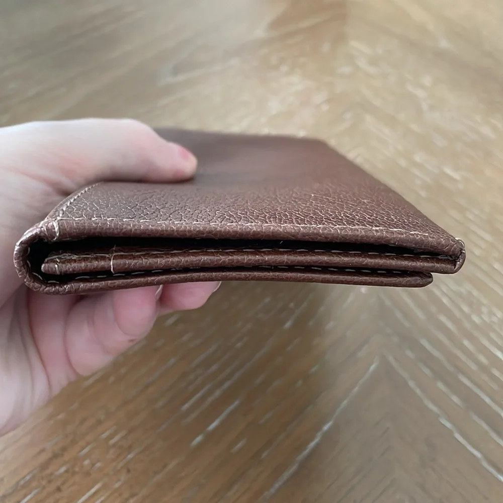 NWOT Adabar Men’s Brown Leather Bifold Long Wallet - butter soft leather